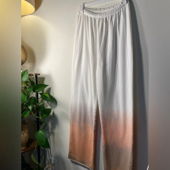 OFFLINE By Aerie||  OTT Pantalón Straight Leg, with Tye Dye Detail. Buttery soft - Picture 2 of 9